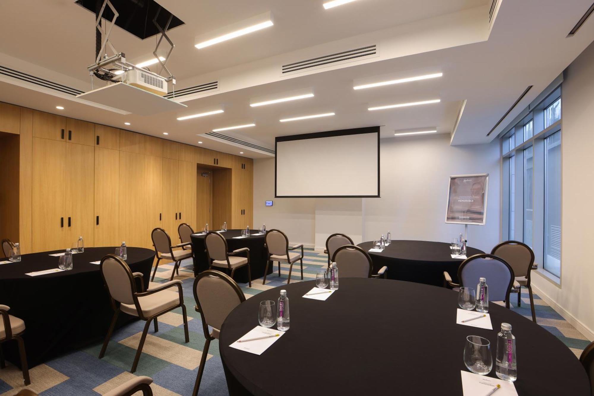 Radisson Hotel & Residence Riyadh Olaya Luaran gambar