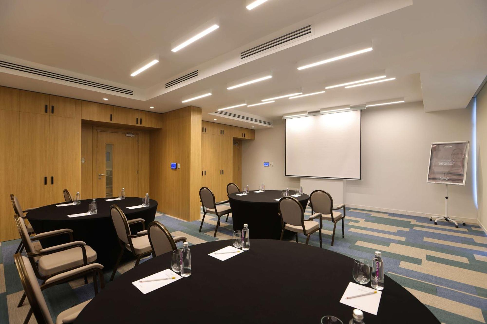Radisson Hotel & Residence Riyadh Olaya Luaran gambar