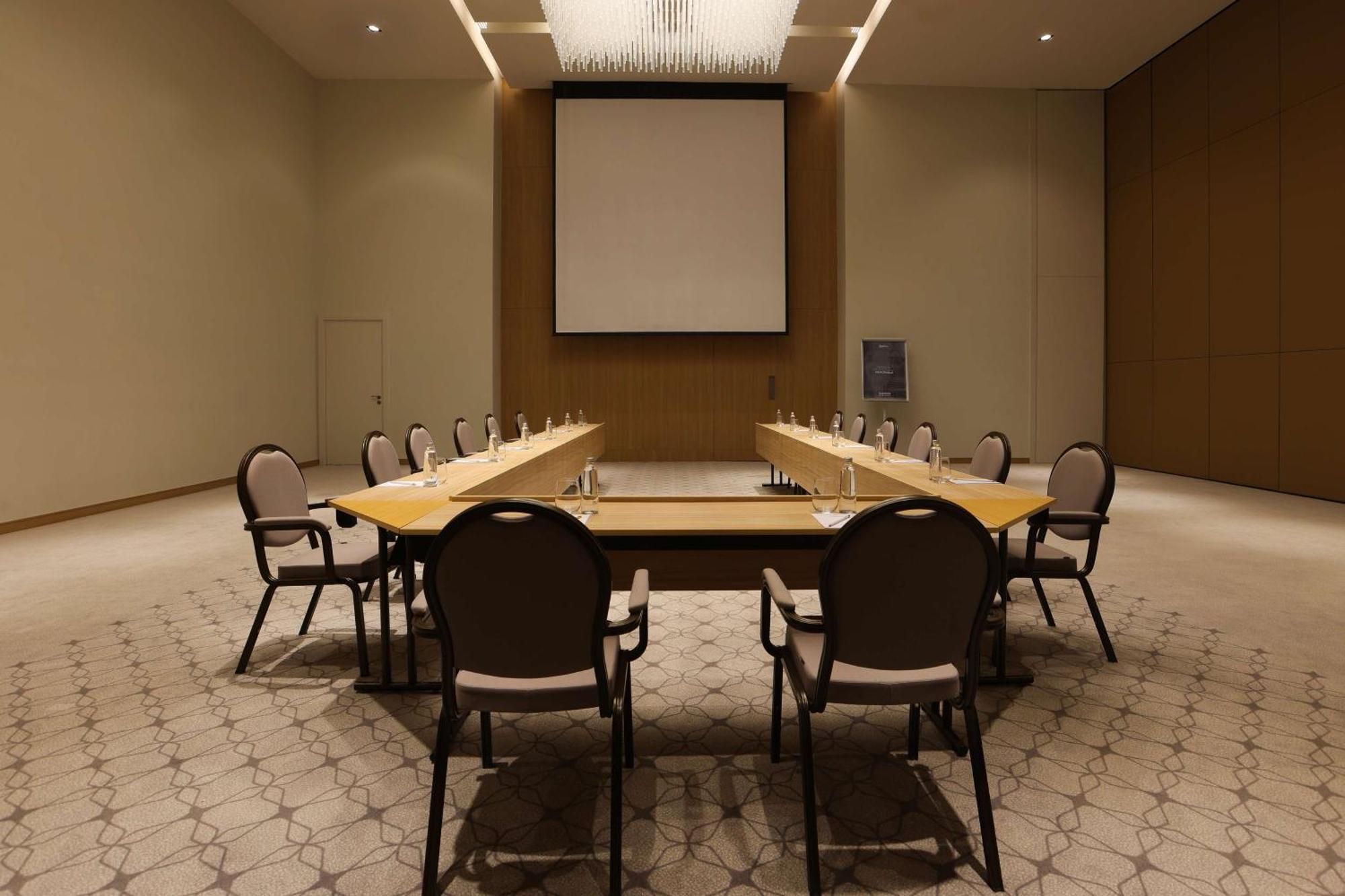 Radisson Hotel & Residence Riyadh Olaya Luaran gambar